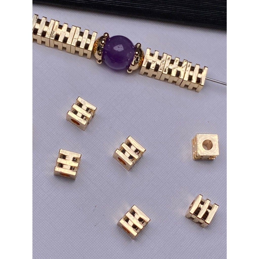 tw-11134207-7ras8-m4a5csb64ts012