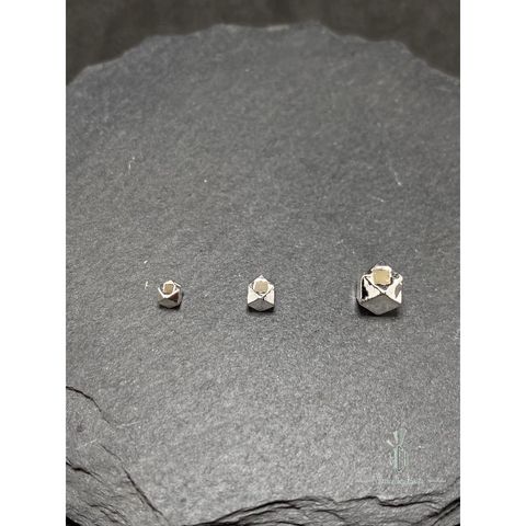 tw-11134211-7rasi-m2v2pnbuaeej62