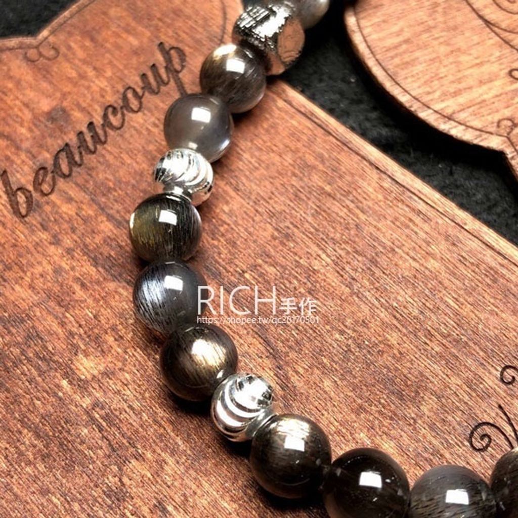 d6764072c52d72bb5b250f61ee895ff9