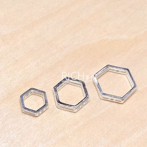 e1cacfacf56561e21f8f38093b60bad9