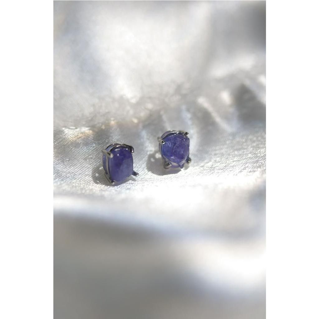 0f655408f3fed3603a262a096fff75f3