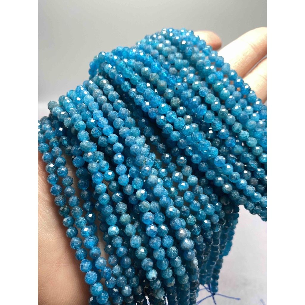 03b27f1e32be75fdb68962e867c5a85c