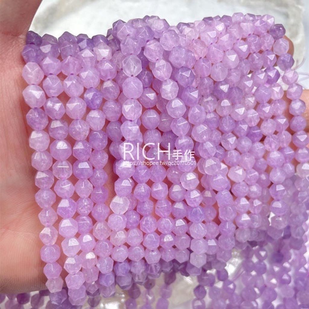 8edae822f2306c09cdc77b4552dfeed3