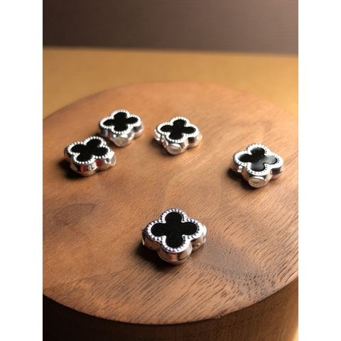 75d53de603f180e790d4a3b1209a67a1