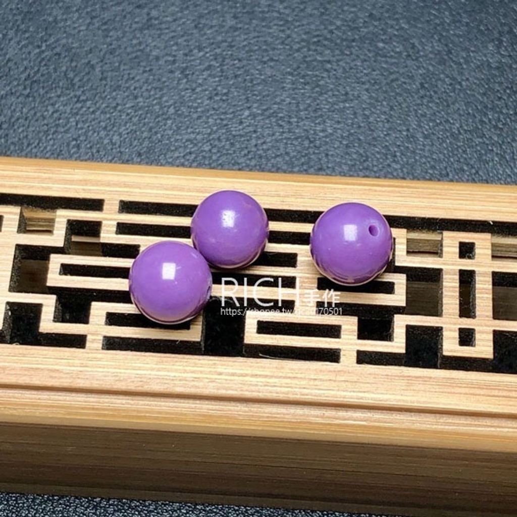 156c592e56dff57208a07d7d6e4ba111