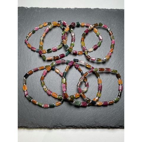 b1a1d599e2db3b9b23beac940657f859