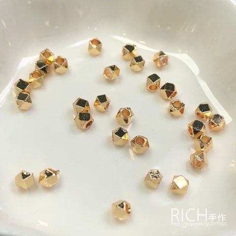 tw-11134207-7qul1-lg2hhw0fehvl99