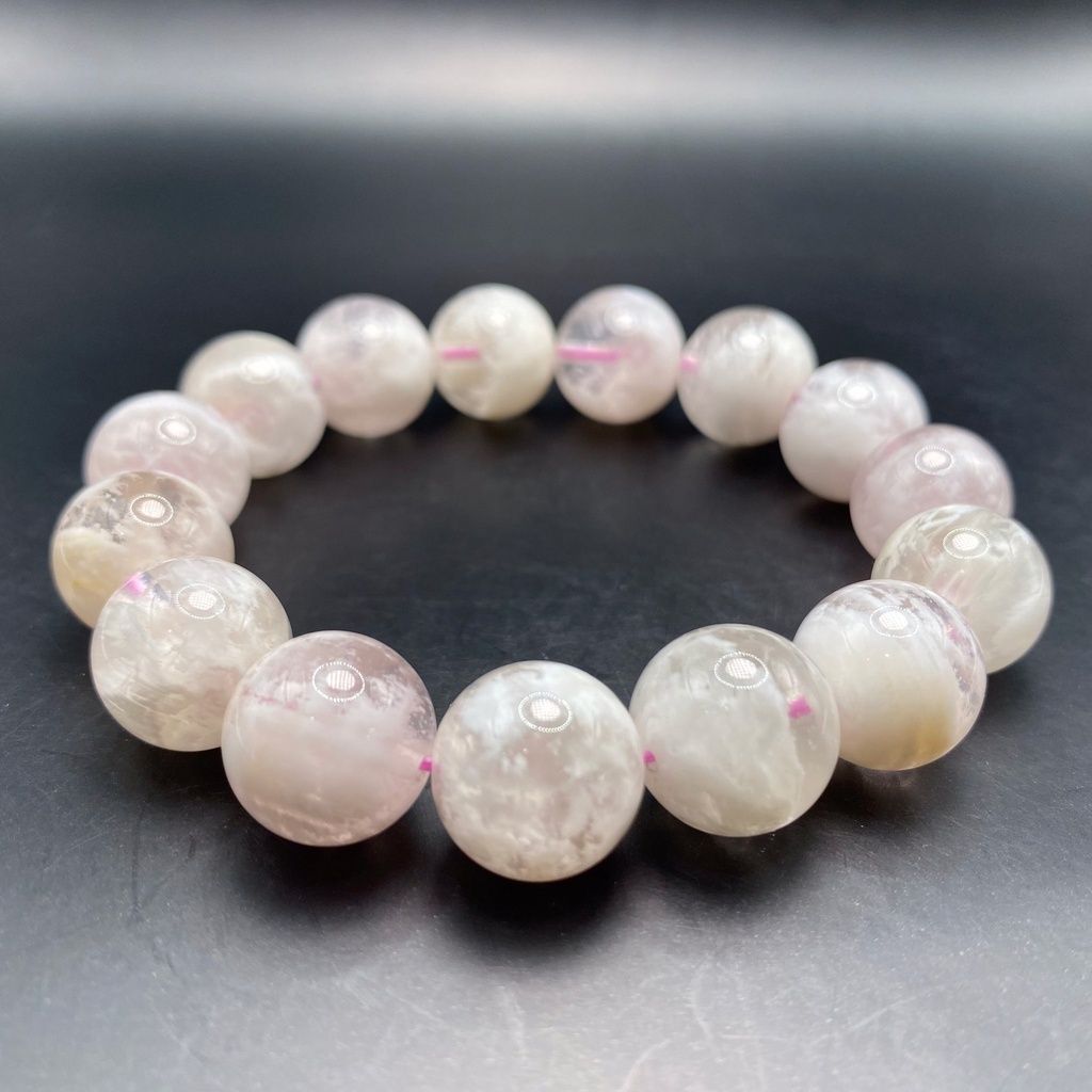 sg-11134201-22120-f1efpin7pdlv5e