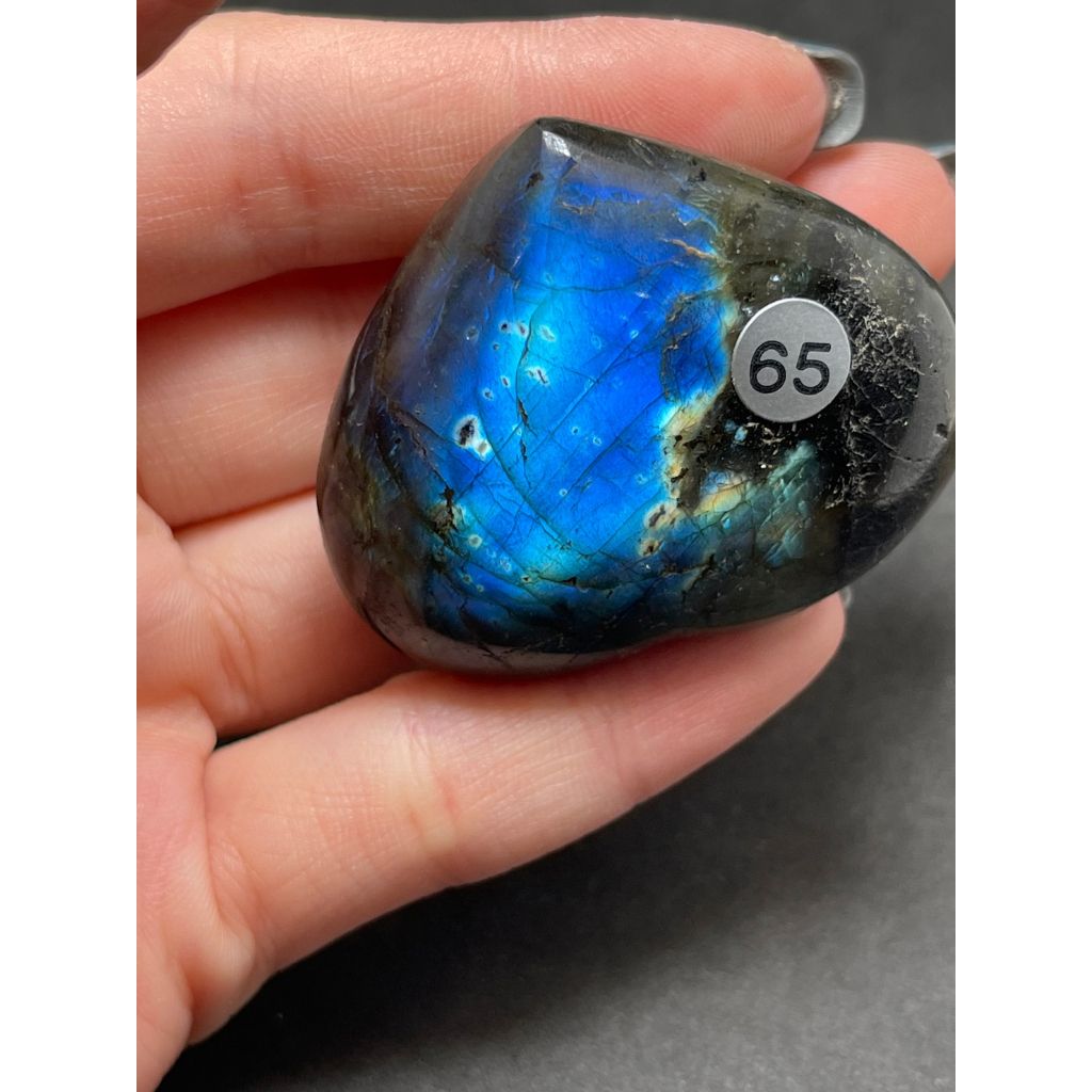 tw-11134207-23010-4f0bhw11djmvf8