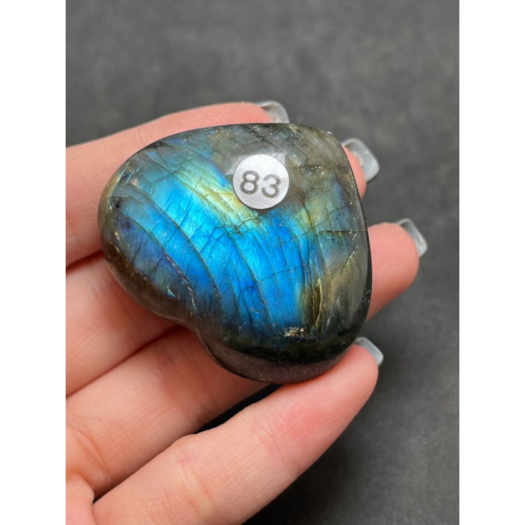 tw-11134207-23010-bexrq1yzdjmv59