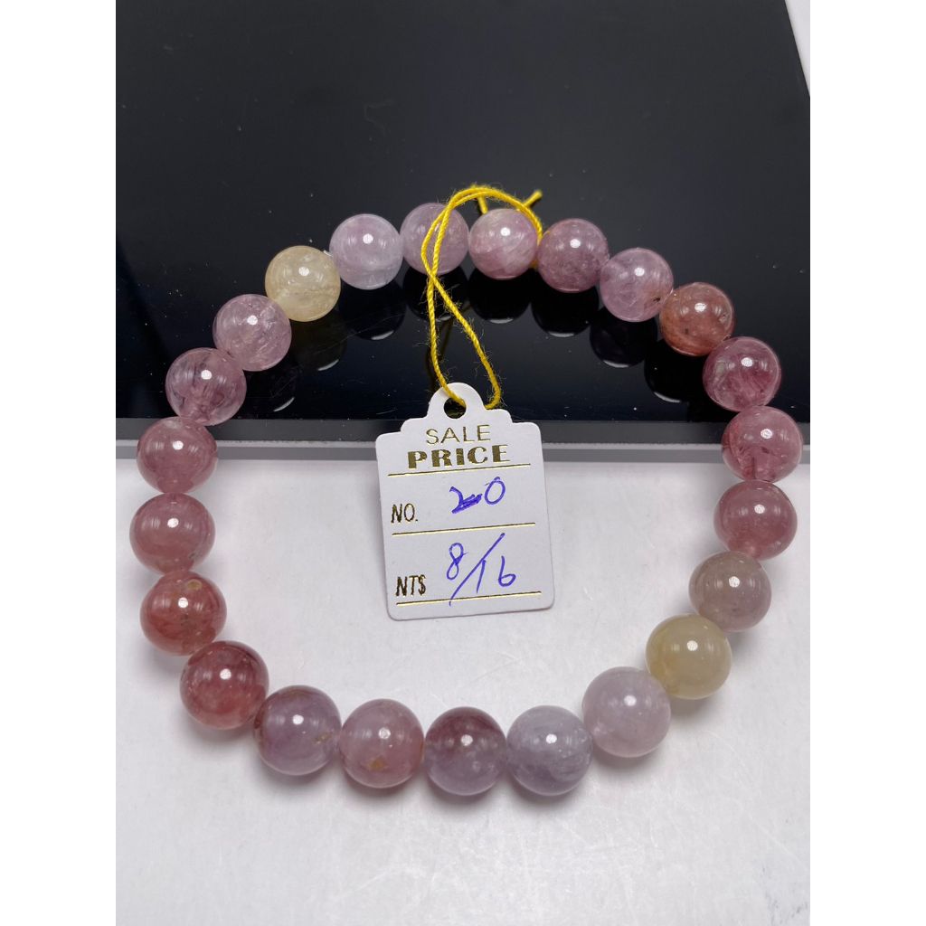 tw-11134207-7qul2-ljv4x5eni9n17b