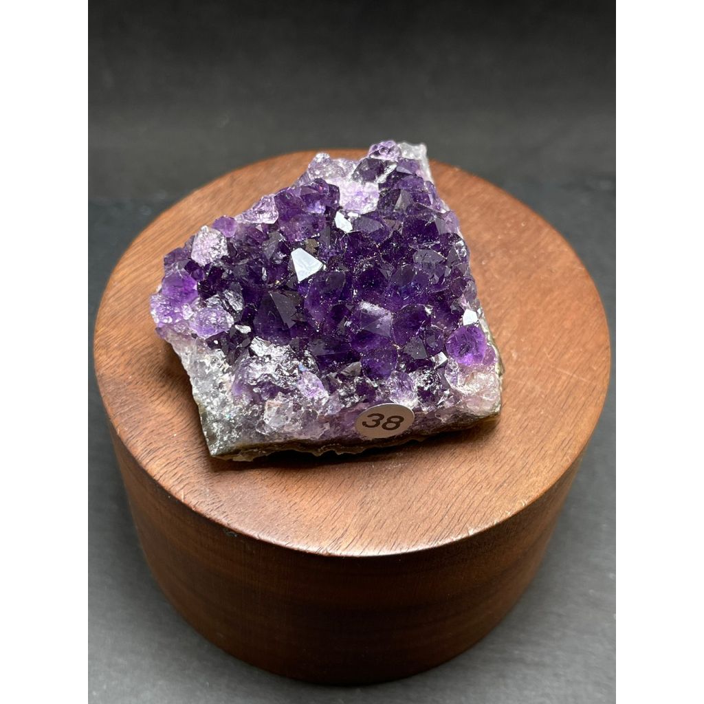 tw-11134207-7quky-livp6xaarqkib0