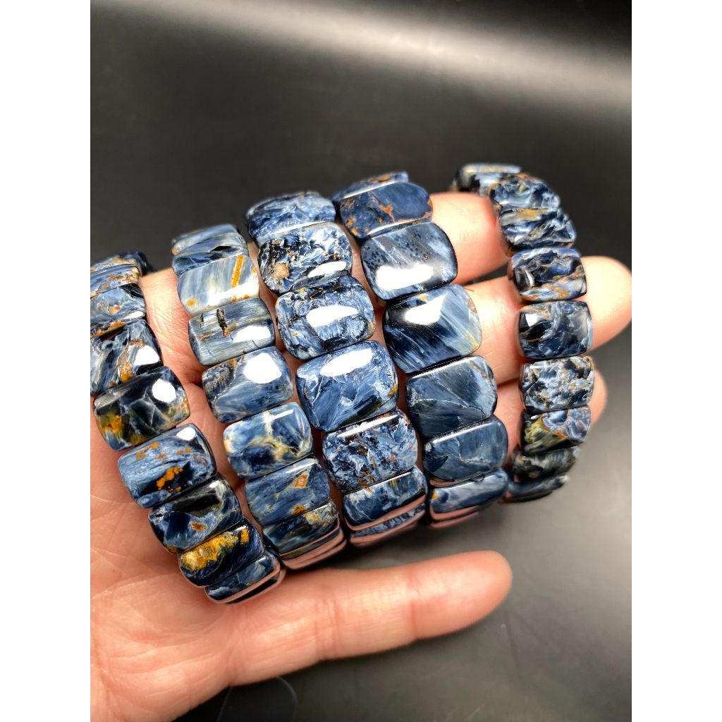 tw-11134207-23010-s9aqpe5pqemv29