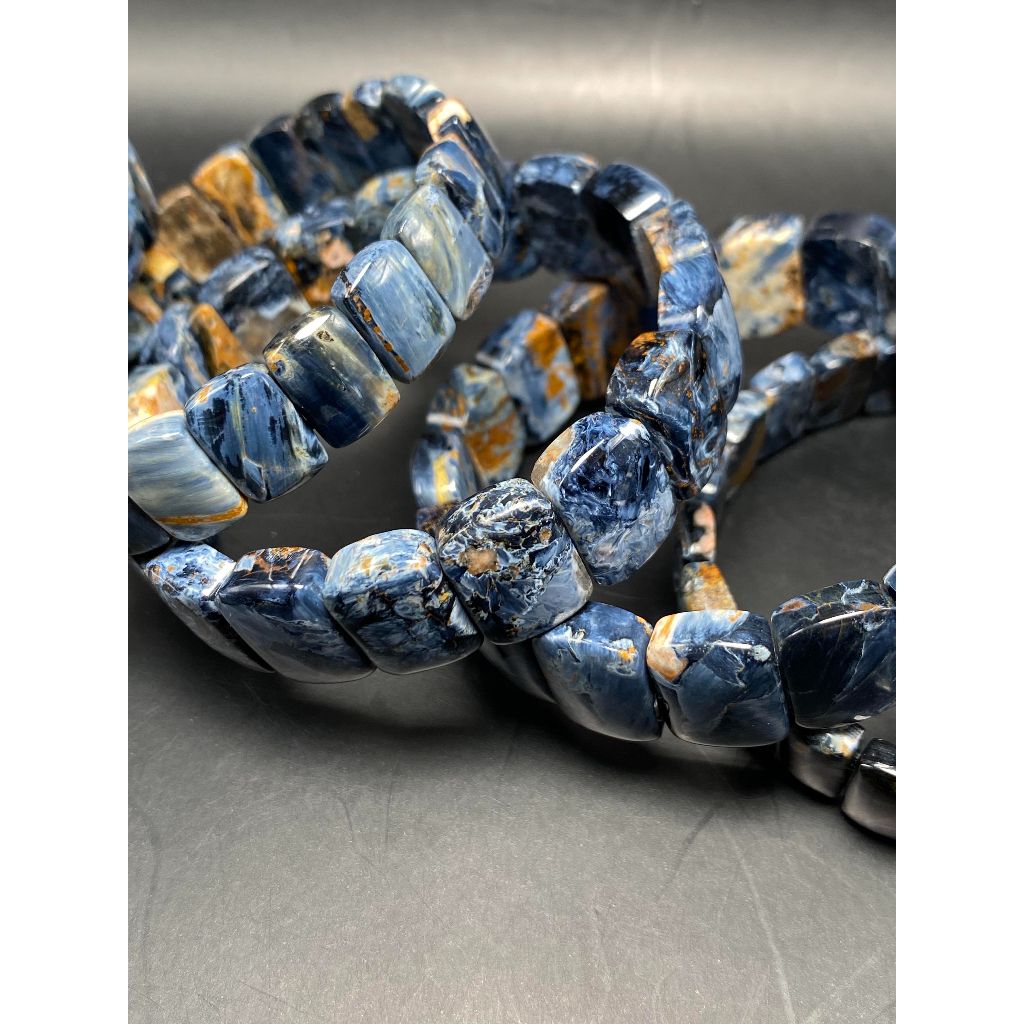 tw-11134207-23010-8yirvd5pqemv32