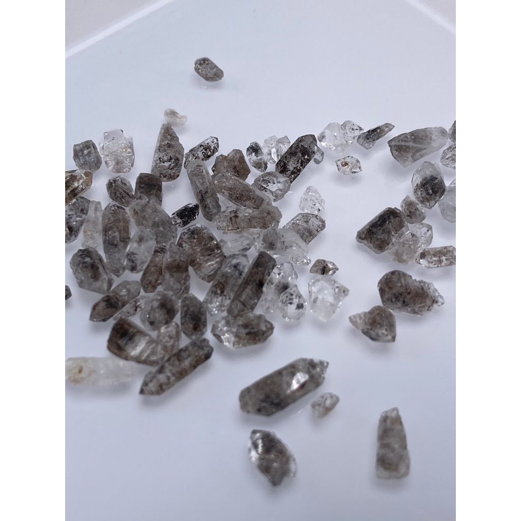 tw-11134207-7qul0-lk6f8v89shjabd