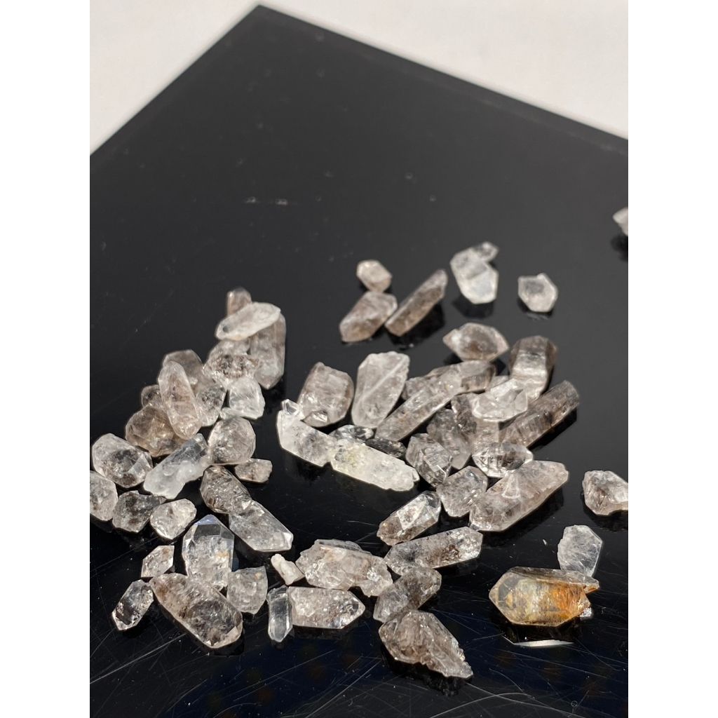 tw-11134207-7qul6-lk6f8v8tathibd