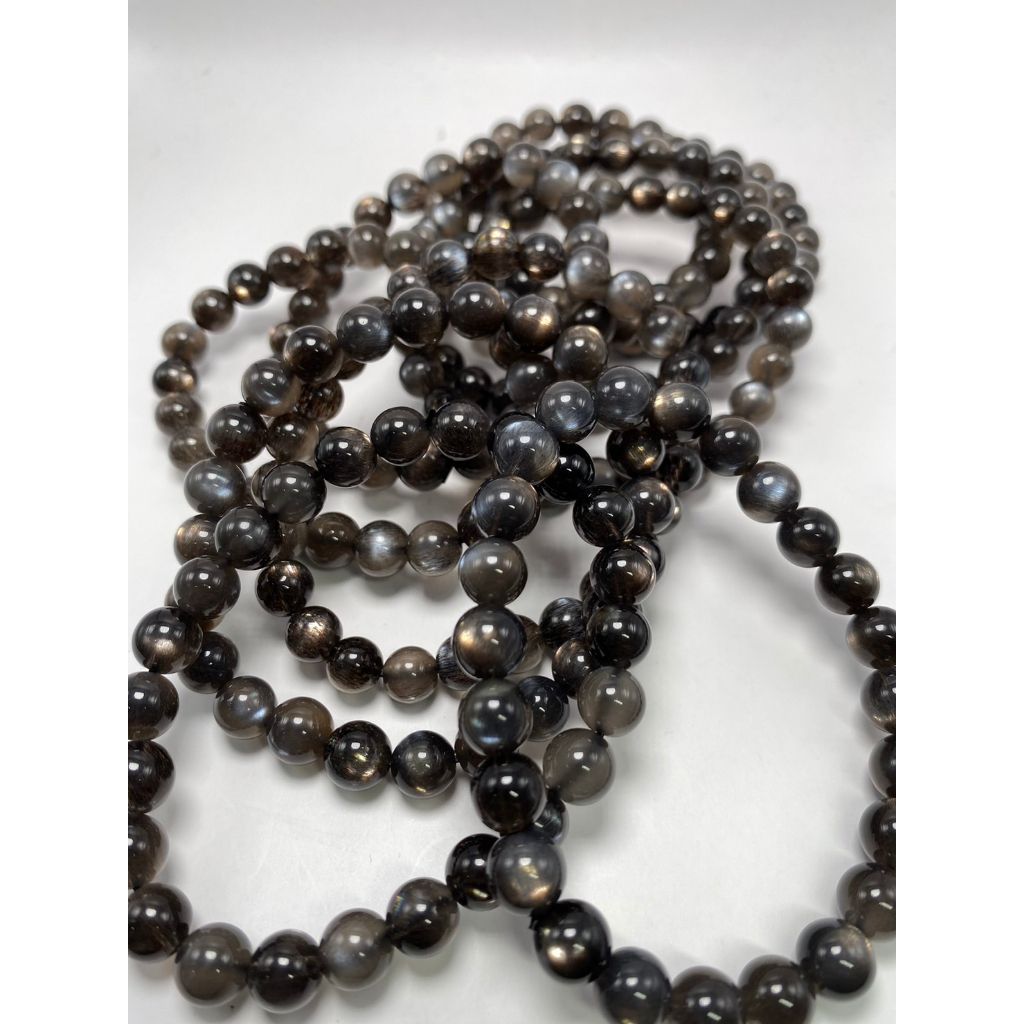 tw-11134207-7qul4-lff95tzd7ilm9b