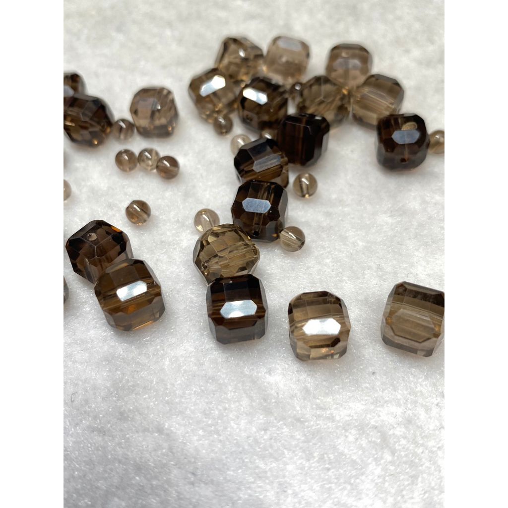 tw-11134207-7qul1-lg0fx2lv9dt65a