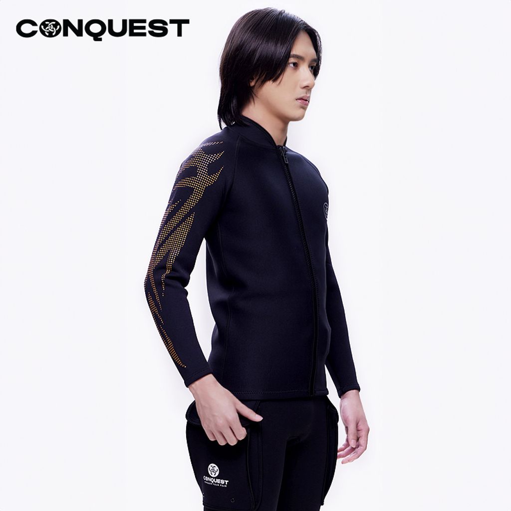 Como-Conquest-men-long-sleeve-tattoo-graphic-3mm-scuba-diving-wetsuit-top-black_UCSM002-TP_3new