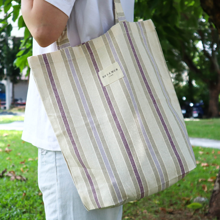 alma-tote-bag-soft-lifestyle-close-up.jpg
