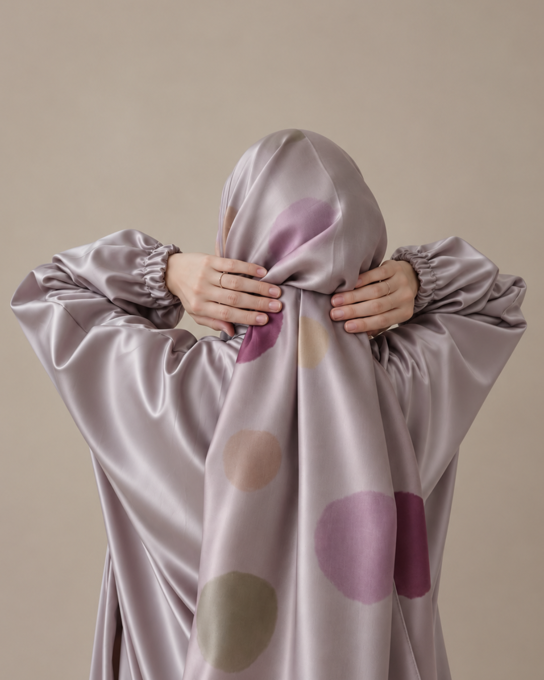 polka shawl (Satin)