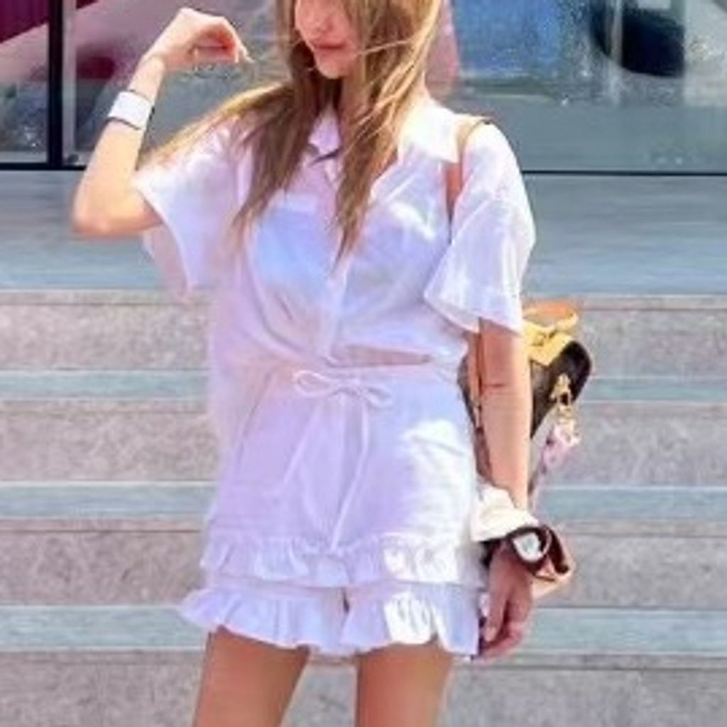 tw-11134207-7rbk8-m9u6led6m6du82