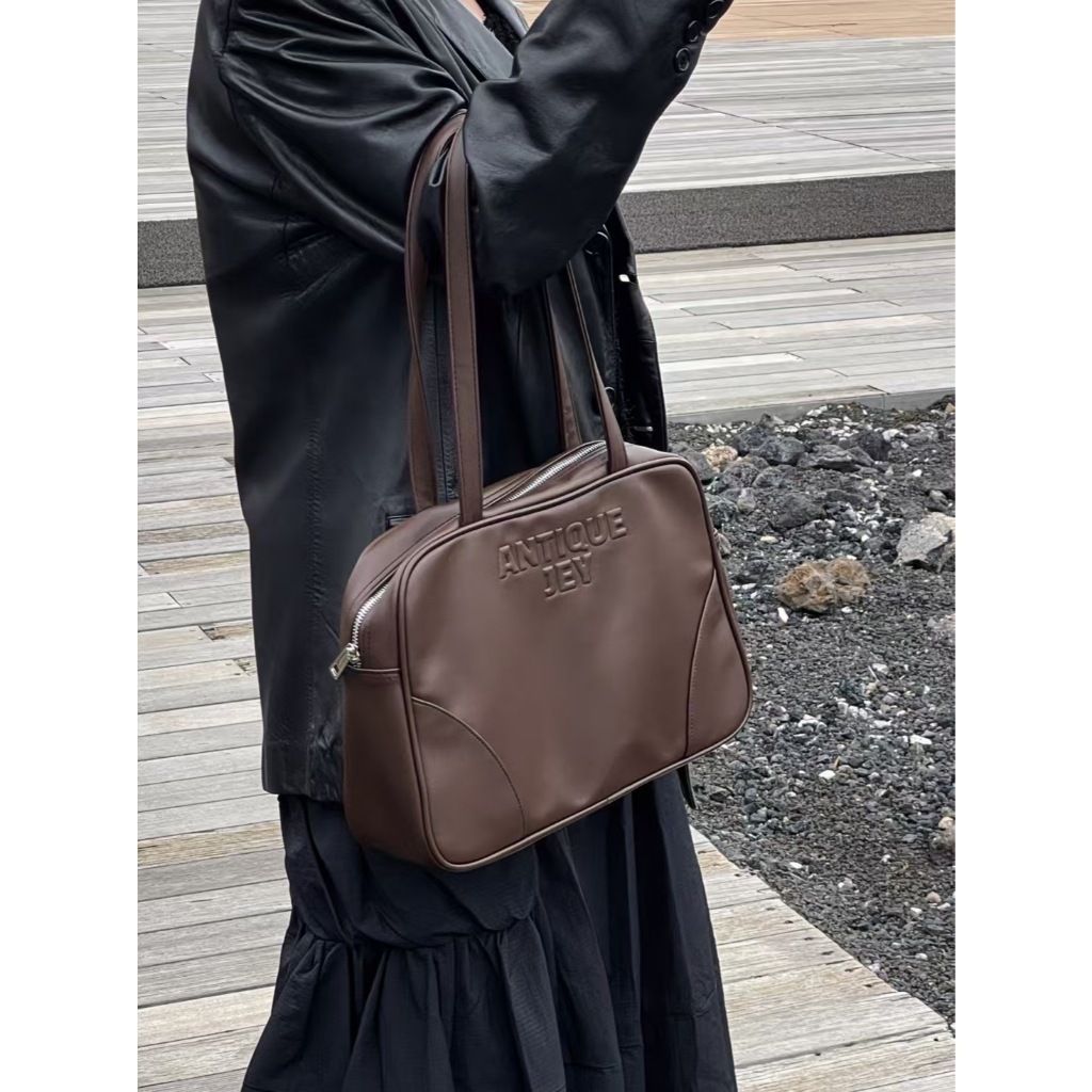 tw-11134207-7rbkb-m8xam0ow72nt1e