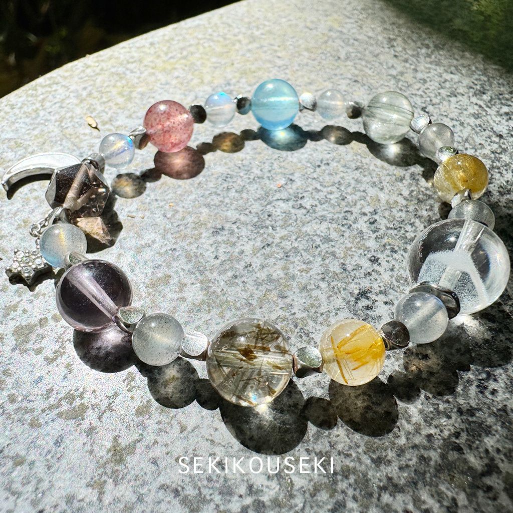 金字塔日月星辰_3