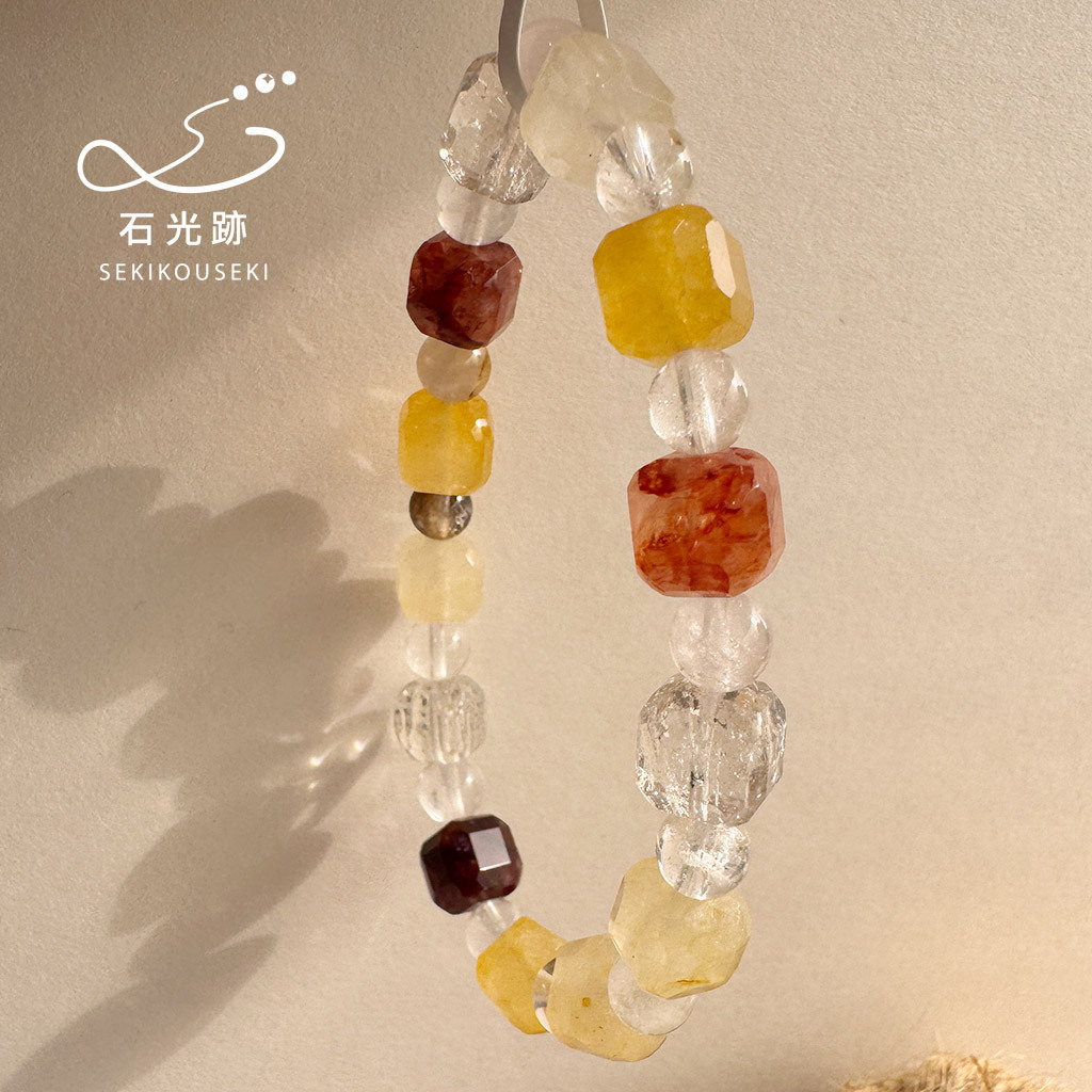 膠花手串