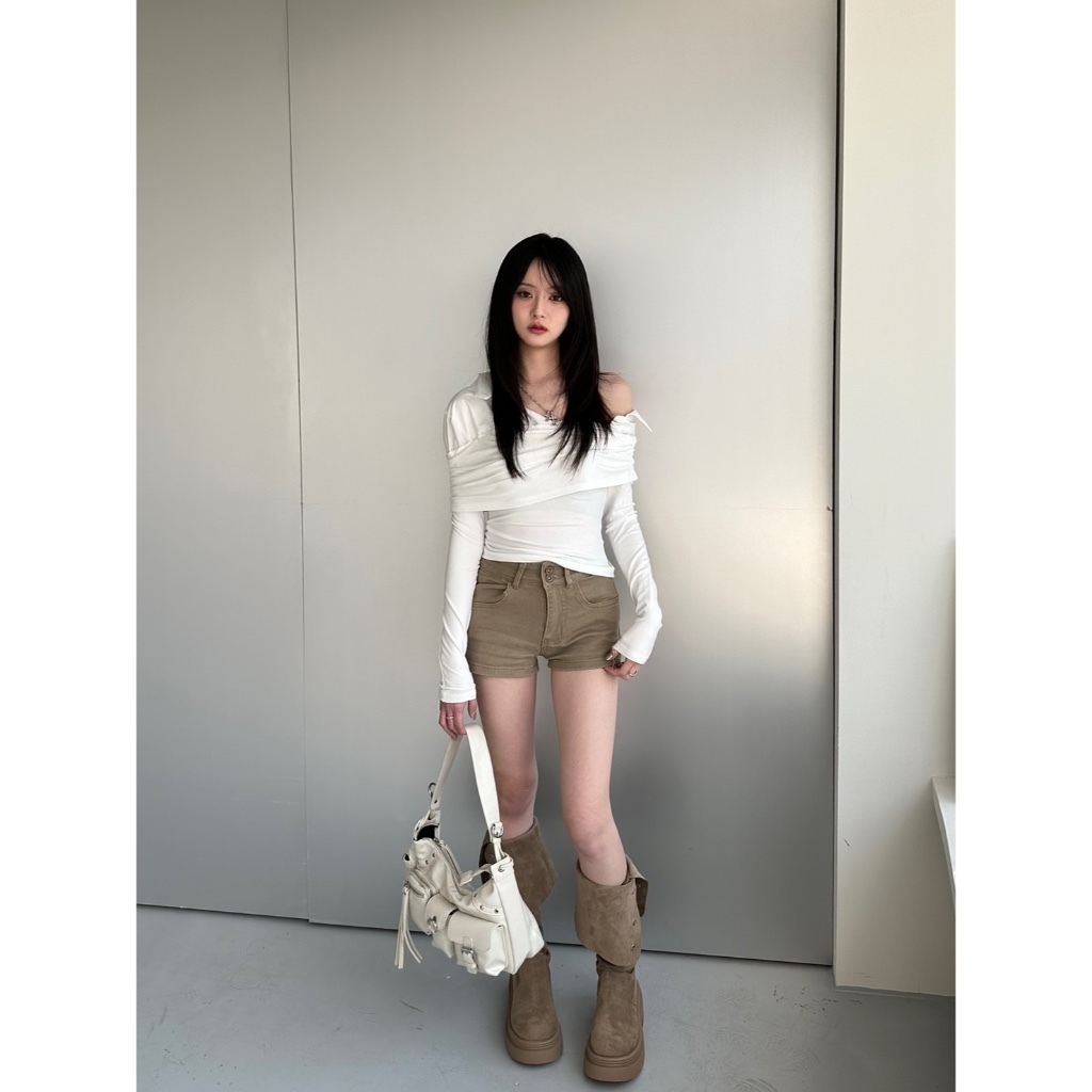 tw-11134207-7rbk6-m7v6c5bnv7es23