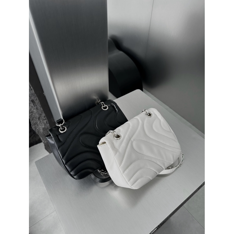 tw-11134207-7rasm-m5pg2oqmkec65a