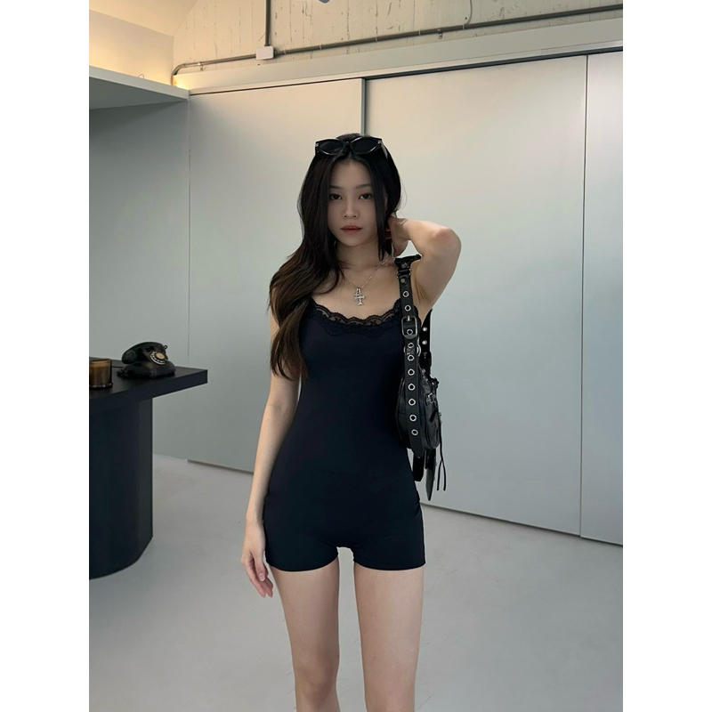 tw-11134207-7rbk0-m9u2il2h1q6q36