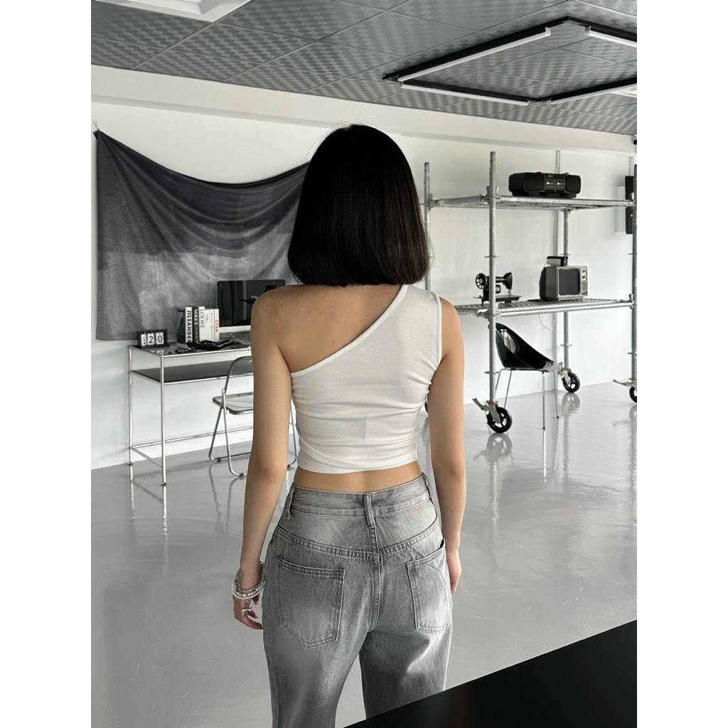 tw-11134207-7ra0u-mcatvttj1a8sa9