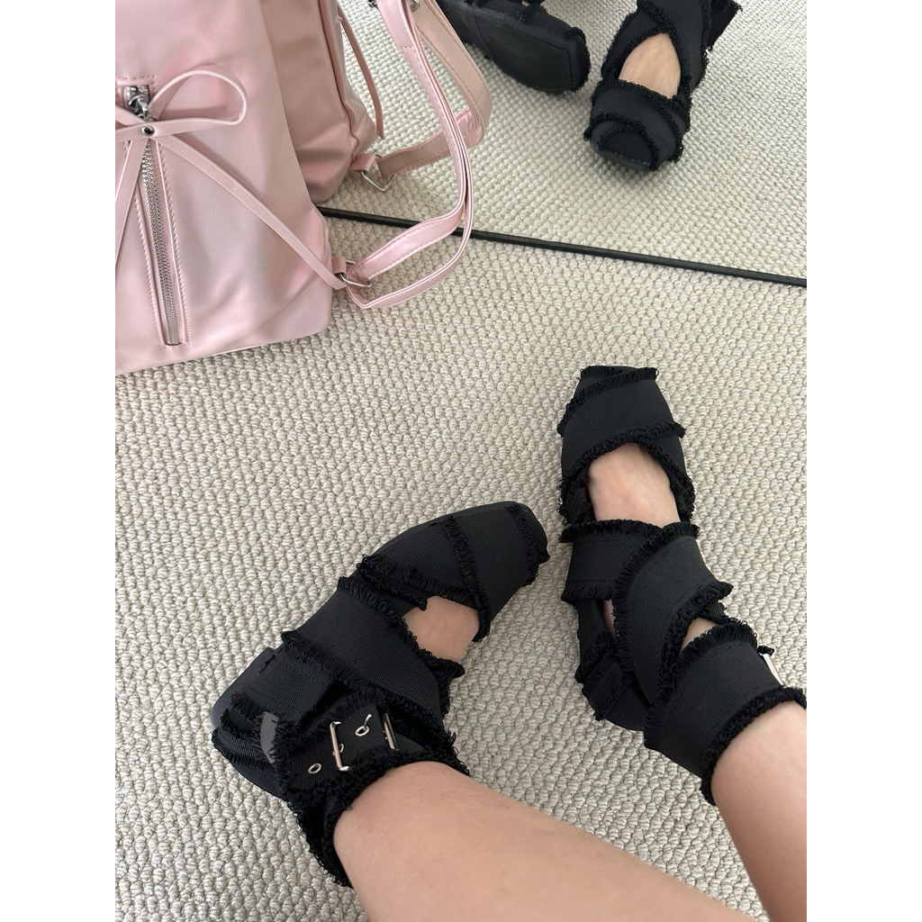 tw-11134207-7ra0u-mc7y7q1ufm8r82