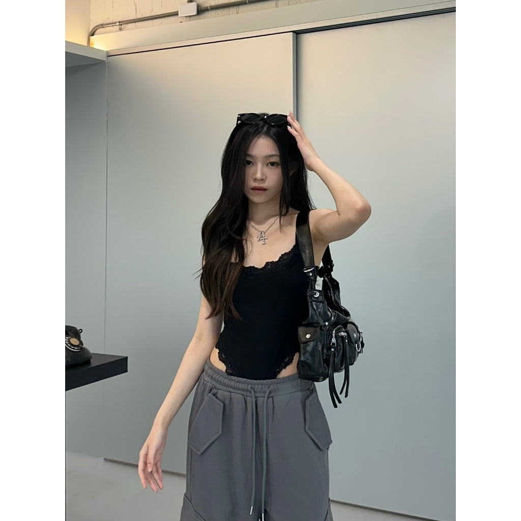 tw-11134207-7rbke-m9tyoue5fhle79