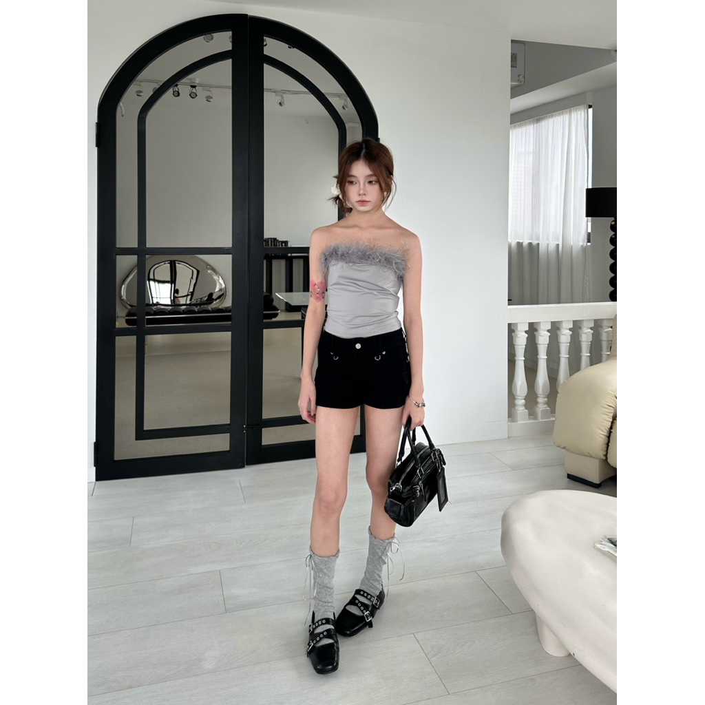 tw-11134207-7ra0i-mc7vo52l7azfa9