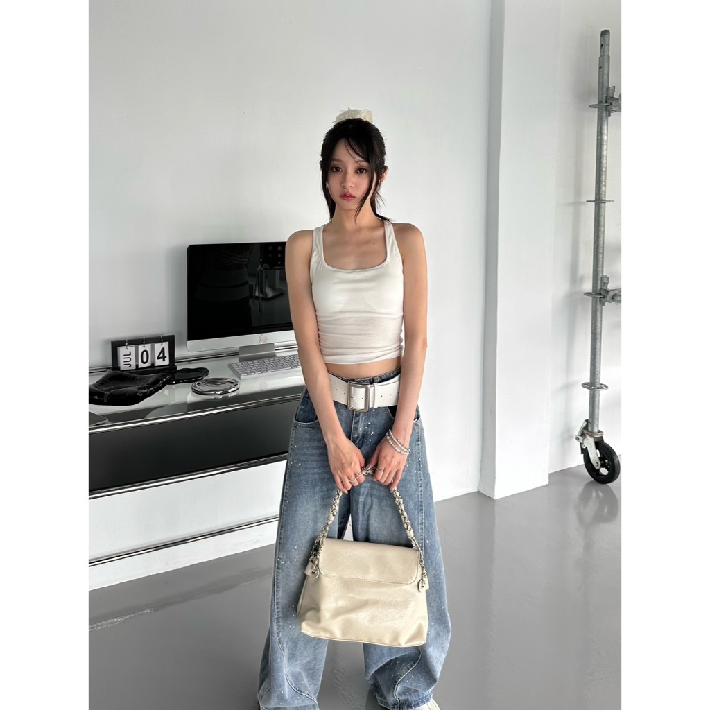 tw-11134207-7ra0m-mcarltm38f4e03