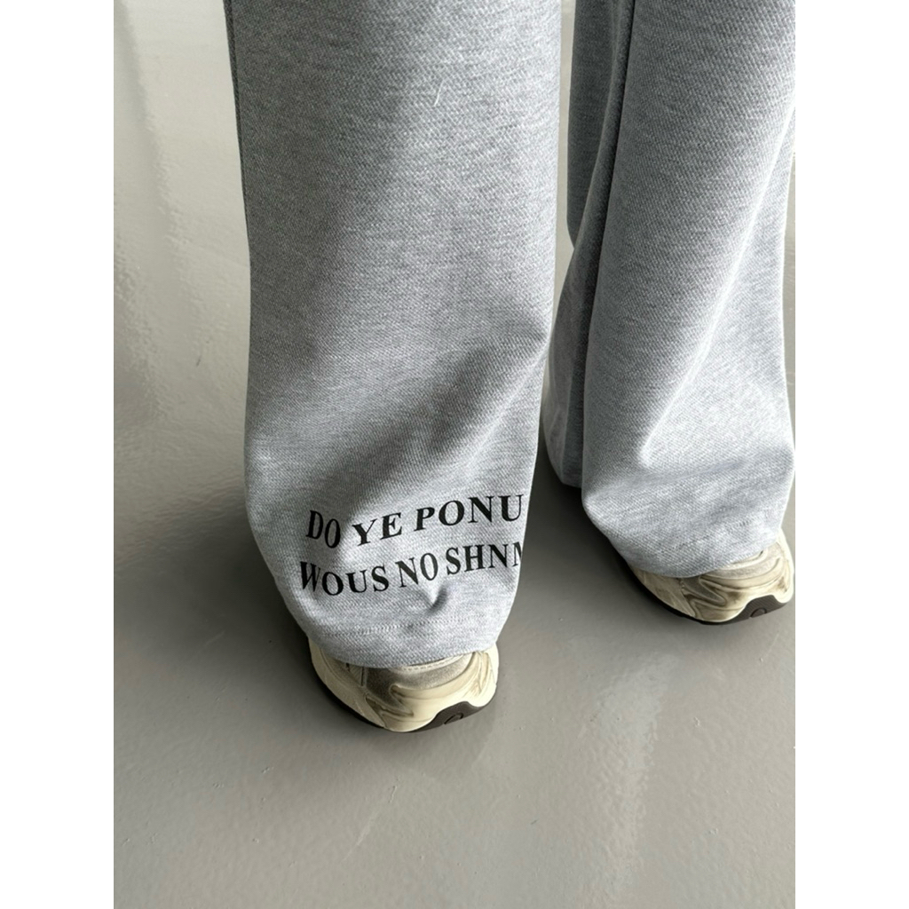 tw-11134207-7ra0p-mcauivgcysez4b