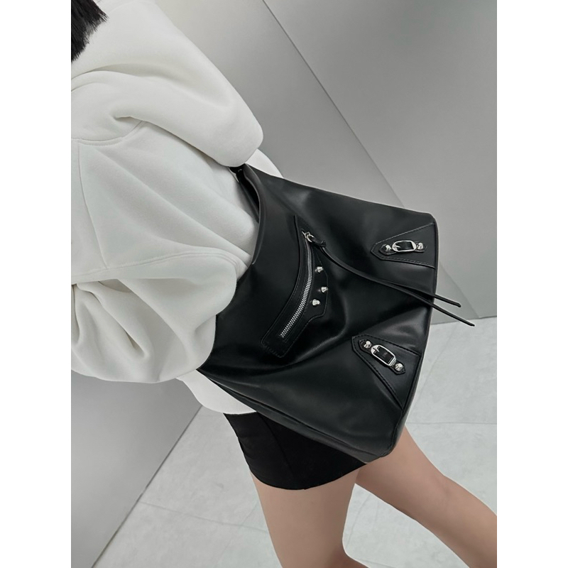 tw-11134207-7rasd-m5pfioj8jdpy9d