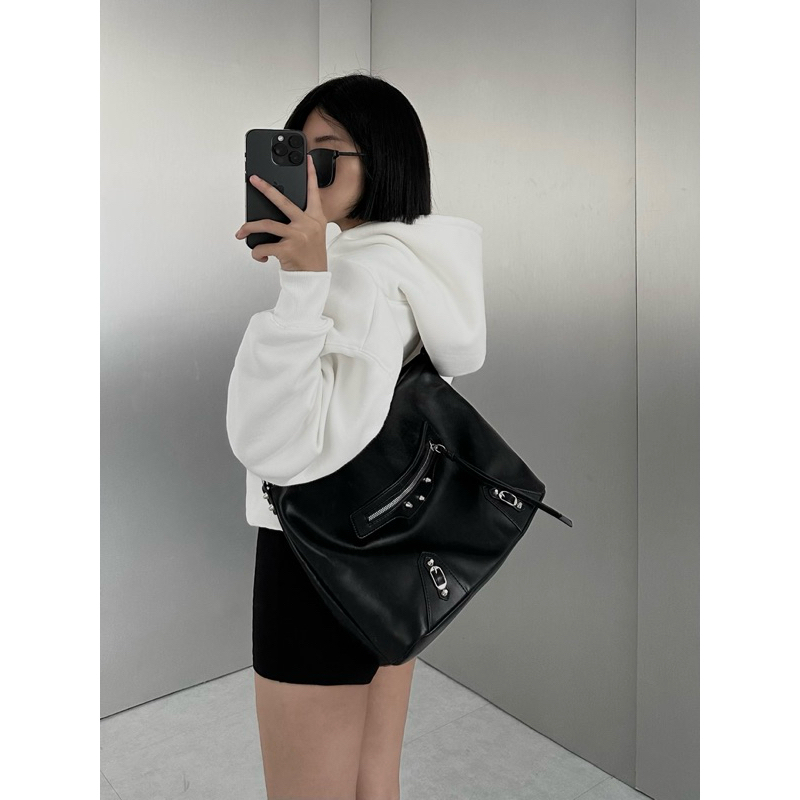 tw-11134207-7rasl-m5pfioj8gl92b0