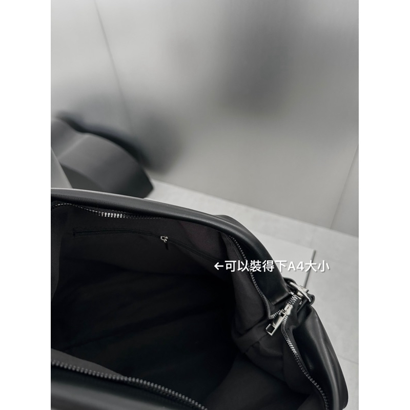 tw-11134207-7rase-m5pfioj8ksye9e