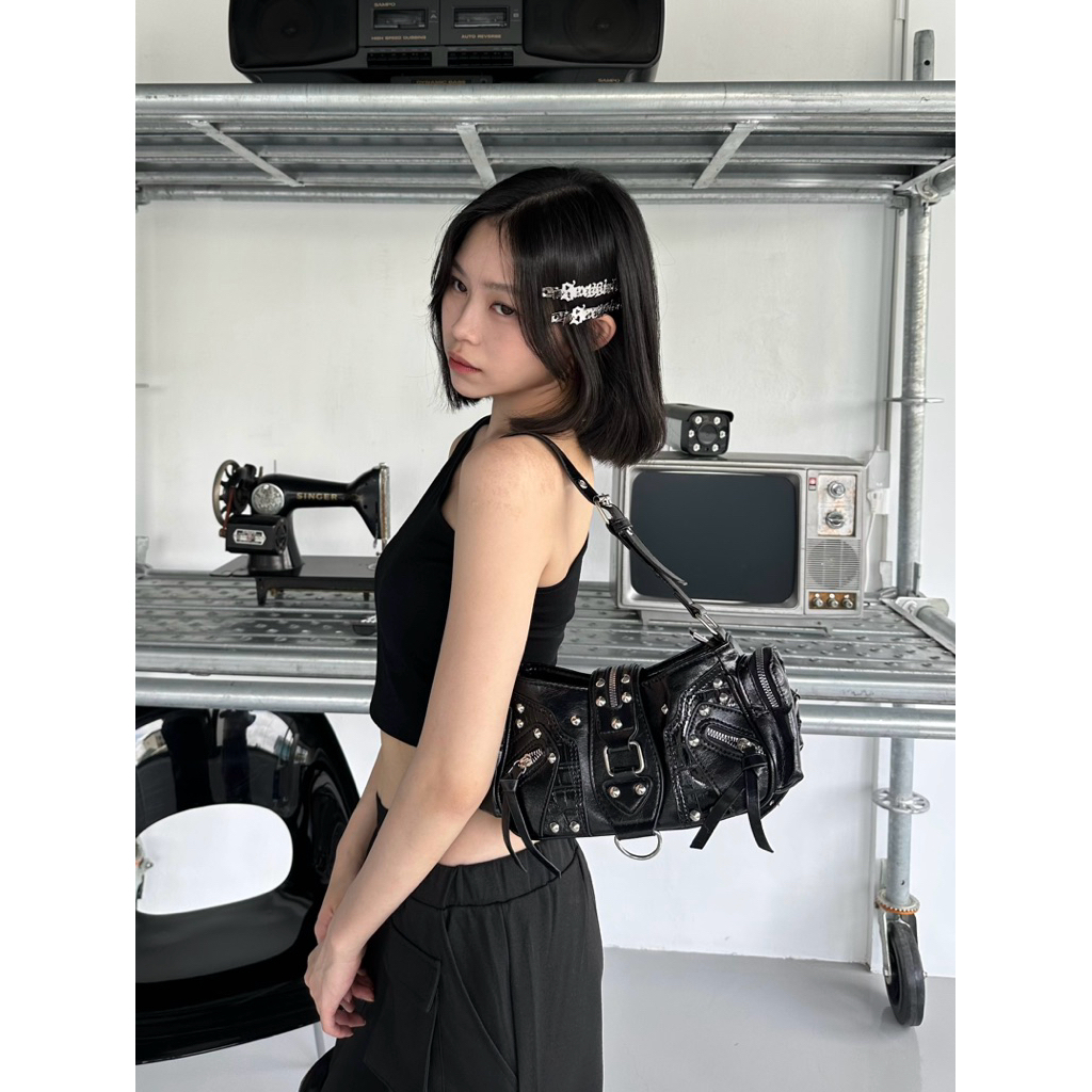 tw-11134207-7ra0r-mcauob56ljq4b5