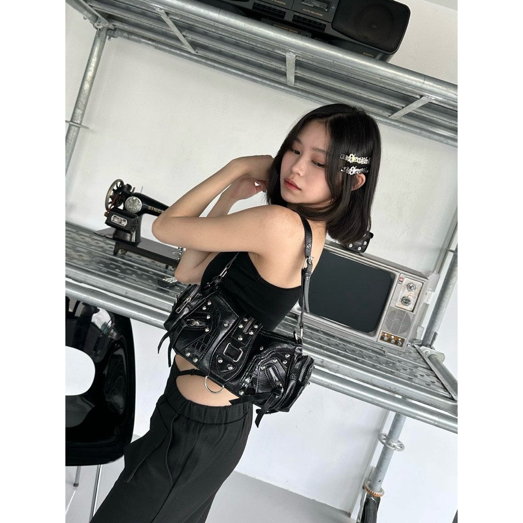 tw-11134207-7ra0l-mcauob56myak02