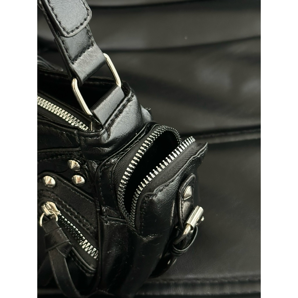 tw-11134207-7ra0p-mcauob6kjin0fc