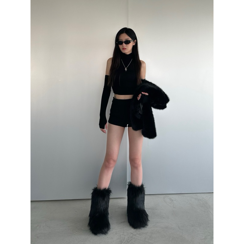 tw-11134207-7ras9-m5q1mty9y4el3d