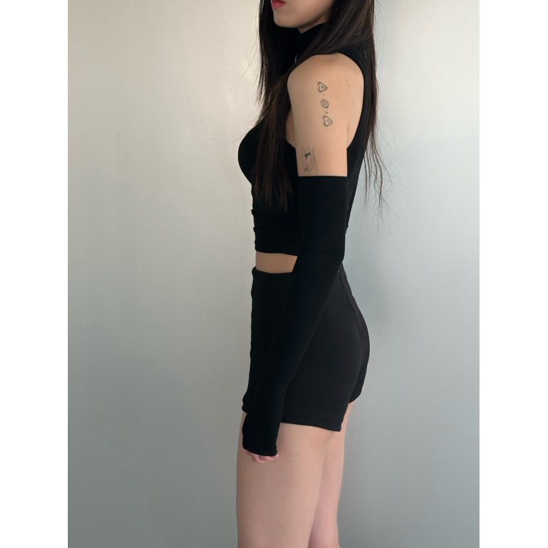 tw-11134207-7rasb-m5q1mty9y41t27