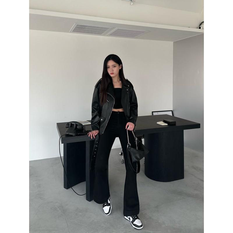 tw-11134207-7ras9-m5pzjd3hqgly4a