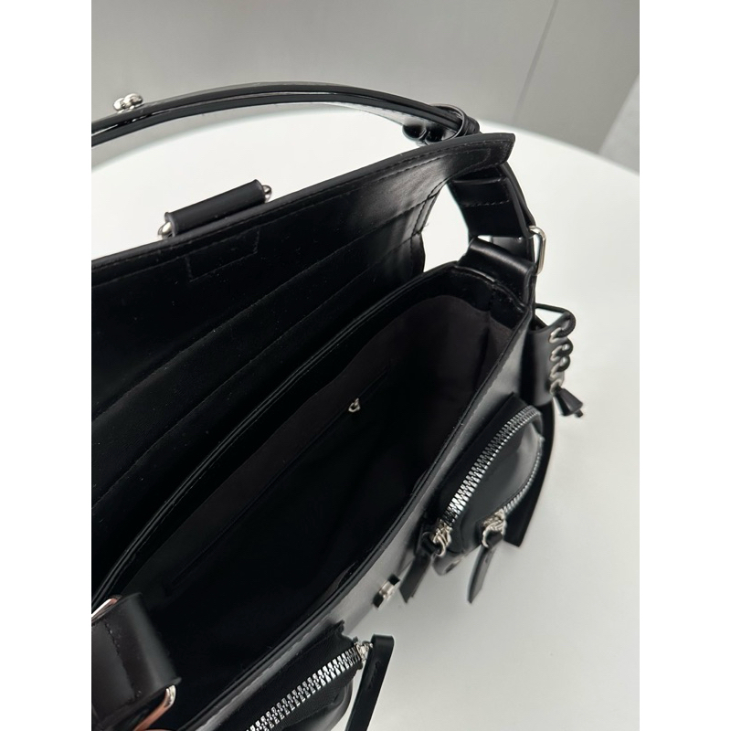 tw-11134207-7rasi-m5pjdnqgx7f10e