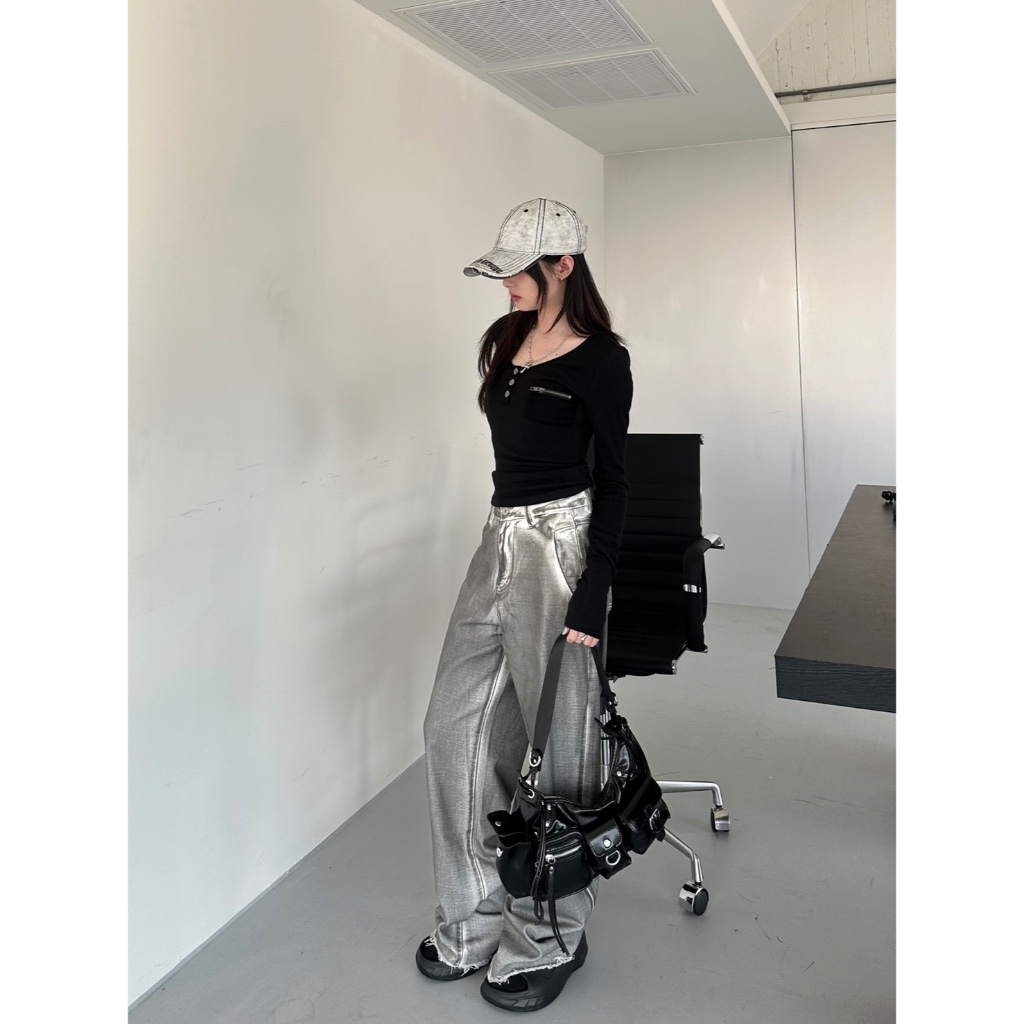 tw-11134207-7rbkd-m7v6gd8his702a