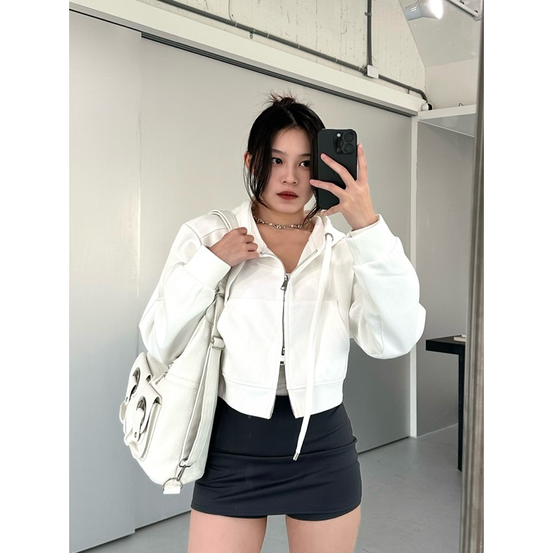 tw-11134207-7rasj-m5rdrfojl1yuda